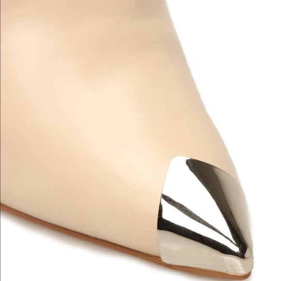 Faux Leather Tan Cream Boots - Picture 4 of 7